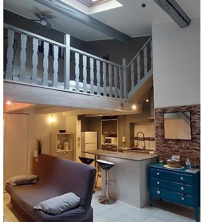 Petit Cocon Pour 2 A 4 Personnes En Centre Ville Apartman Nîmes Kültér fotó